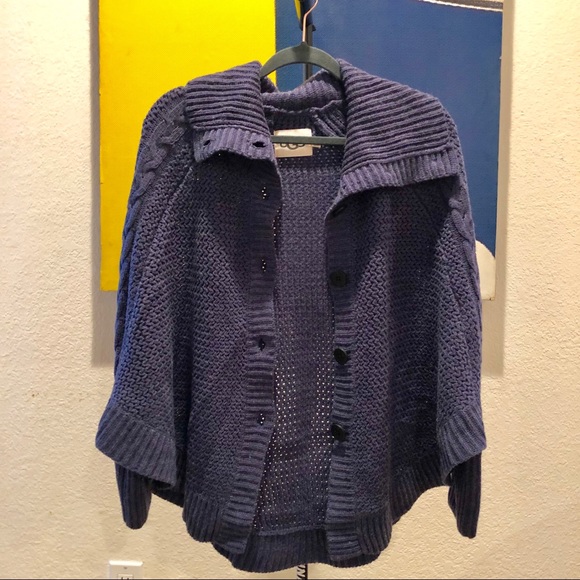 UGG-MARIBETH CABLE KNIT COCOON SWEATER CAPE - Picture 3 of 8